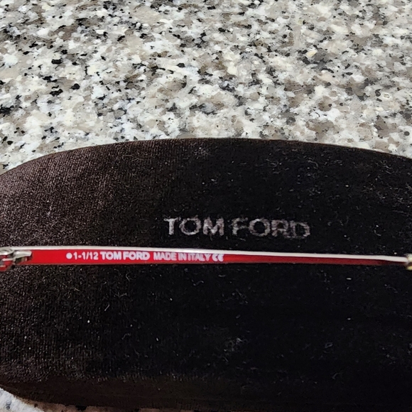 Tom Ford Sunglasses - Picture 4 of 7